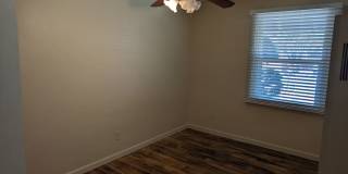 Cozy Aurora Condo Gallery 23