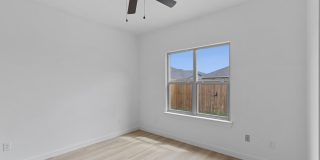 5708 Kemper Street Gallery 12
