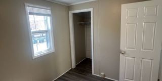 Cozy 2 Bedroom Home Southside of Holland Gallery 9