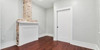 1944 JACKSON Avenue Gallery 17