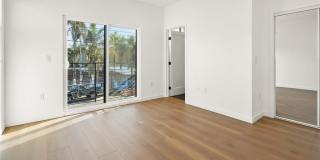 1733 S New Hampshire Ave Gallery 22