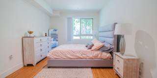 Woodley Sara Gallery 11