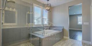 Offering a 6 Month Lease | 4 Bedroom 3 Bathroom Plumas Lake Beauty! Gallery 28