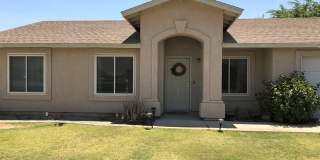 Ocotillo 4 Bedroom Pool Home for Rent Gallery 1
