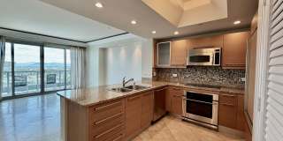 Turnberry Towers East | 17th Floor High-Rise Overlooking The Resort Corridor Gallery 1