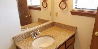 BRICK HOME NEAR HOSPTIAL AND CANNON ACCESS Gallery 15