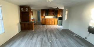 518 W Alabama – Spacious Manufactured Home Gallery 1