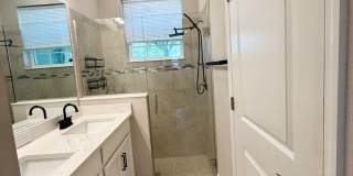 Heritage Oaks gated community 3/2.5/2 Townhome Gallery 37