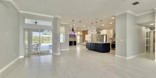 1438 SE Griffin Terrace Gallery 3