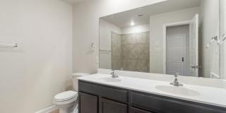 1125 Amber Lake Gallery 16