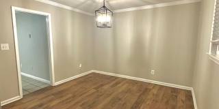 Spacious Condo in Prime Sandy Springs Location – Gated Community with Pool! Gallery 8