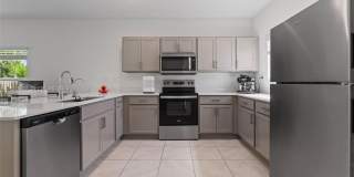 377 NE 1st Drive, Florida City, FL 33034 Gallery 1