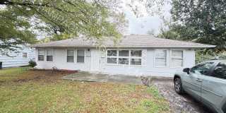 Updated 4-Bedroom Ranch in Ruskin Gallery 1