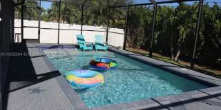 4407 SW 16th pl Gallery 1