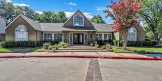 Willows on Rosemeade Gallery 21