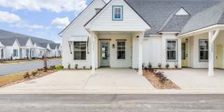 New Construction Upscale Single Story Townhome in Gated Community Gallery 3