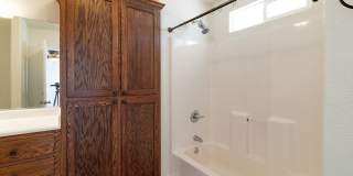 Beautiful 3 Bedroom, 2 Bath Apple Valley Home! Gallery 11
