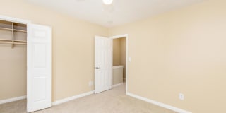 Sandpointe Cove Apartment Homes Gallery 32