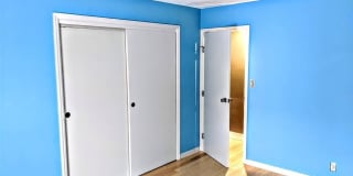 25 Trenton Square Gallery 16