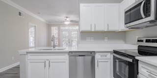 The Village at Bellaire Apartments Gallery 60