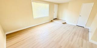 Spacious 3-Bedroom Condo in the Indian Canyon Gardens Community Gallery 5