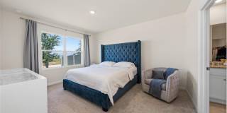 687 GRIFFON Avenue Gallery 13