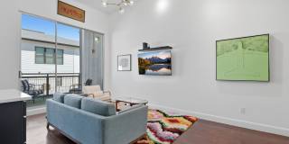 831 S Flores Gallery 3