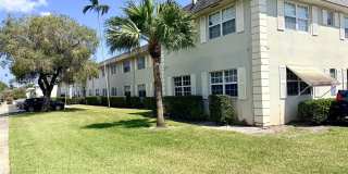 1560 Mckinley Street Gallery 1