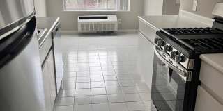 145 Wellington Ct Gallery 8