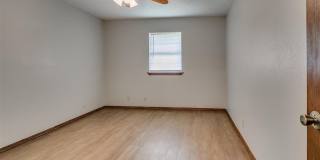 1204 N Crawford Avenue Gallery 14