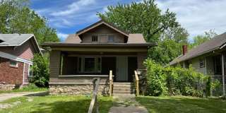 Beautiful 3 Br 1 Ba in Heart of KC MO Gallery 1
