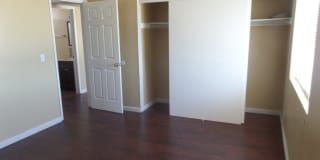 4404 Plaza Vista - Unit D Gallery 11