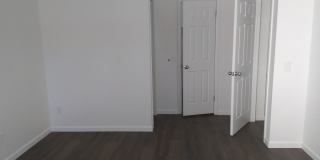 2 bed 2 bath w/carport, Great location off 2nd and Sable near 6th and I-225 and Aurora Mall Gallery 5