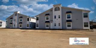 Campus Commons Apartments Gallery 2