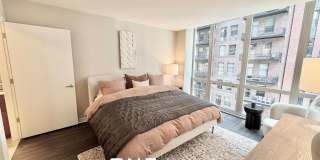 230 W Washington St Gallery 4