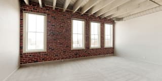 Lofts at 15th Gallery 39