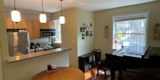 Recently Renovated 1 bedroom apartment in Columbia Heights Recently Renovated 1 bedroom apartment in Columbia Heights Gallery 1