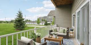 Lake Ridge Luxury Apartments Gallery 12