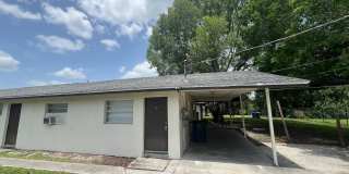 FORT MYERS ** 2 BED-1 BATH UNFURNISHED FIRST FLOOR APARTMENT AVAILABLE FOR A LONG-TERM TENANT ** PET FRIENDLY ** Gallery 11