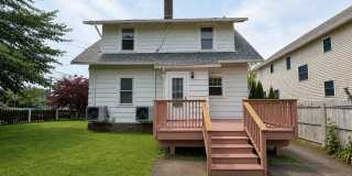 432 Beach Avenue Gallery 26