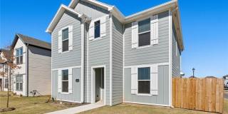 4790 W Planetree Street Gallery 1