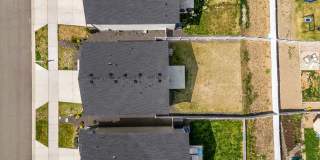 Beautiful 2022 Built Home With Views! Gallery 28