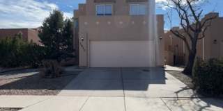 Beautiful 4 Bedroom 2.5 Bath home in the Vista Del Norte Subdivision Gallery 1