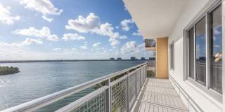 Moda North Bay Village Gallery 7