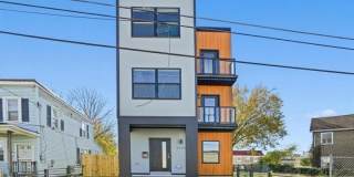 4421 KANE Place NE Gallery 1