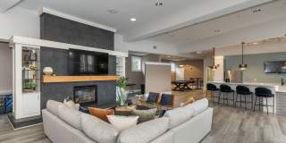 The Encore Gallery 27