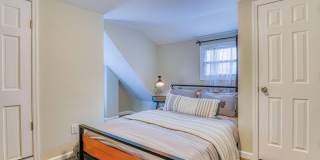 148 Heck Avenue Gallery 23