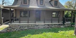 Red Bank home with Huge Garage minutes to Downtown Chattanooga! Gallery 1