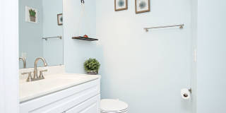 Light-Filled End-Unit Townhome in Forest Lakes North Gallery 17