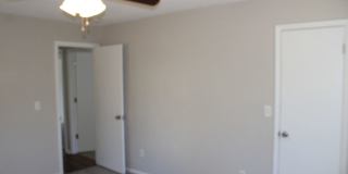 Awesomely Located 3 bedroom 2 bath Available! Gallery 29
